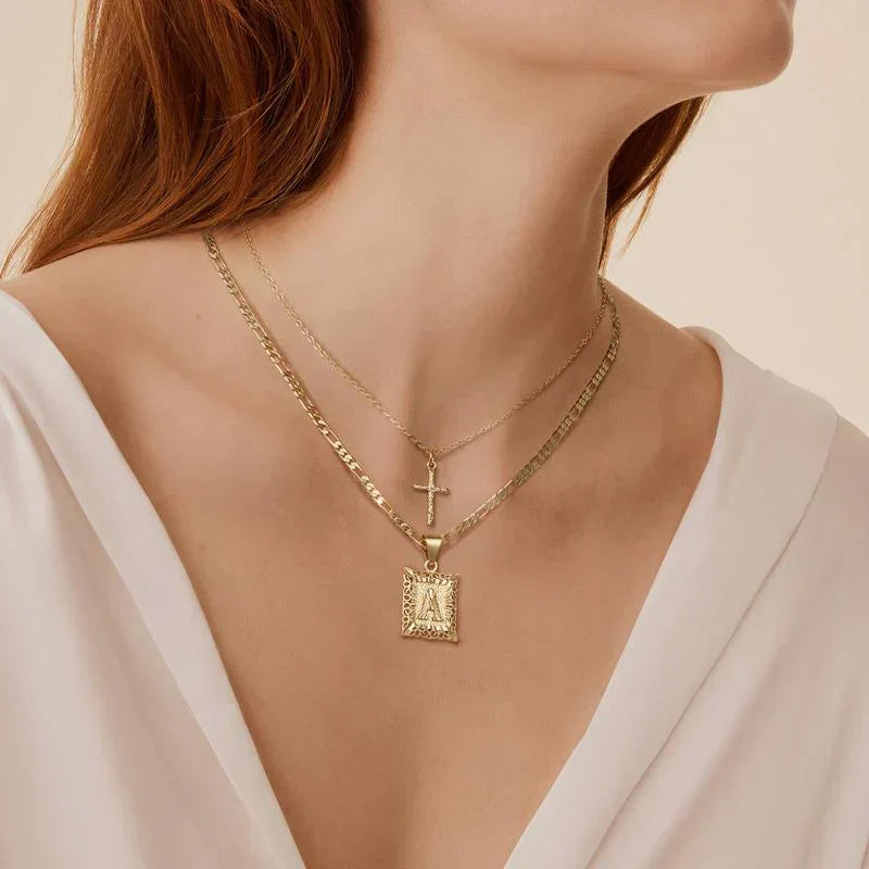 Necklace set with cross and initial | Gold