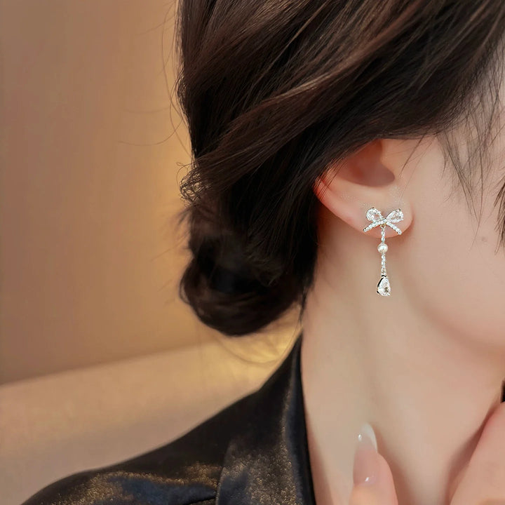 Seraphina Bow & Teardrop Earrings