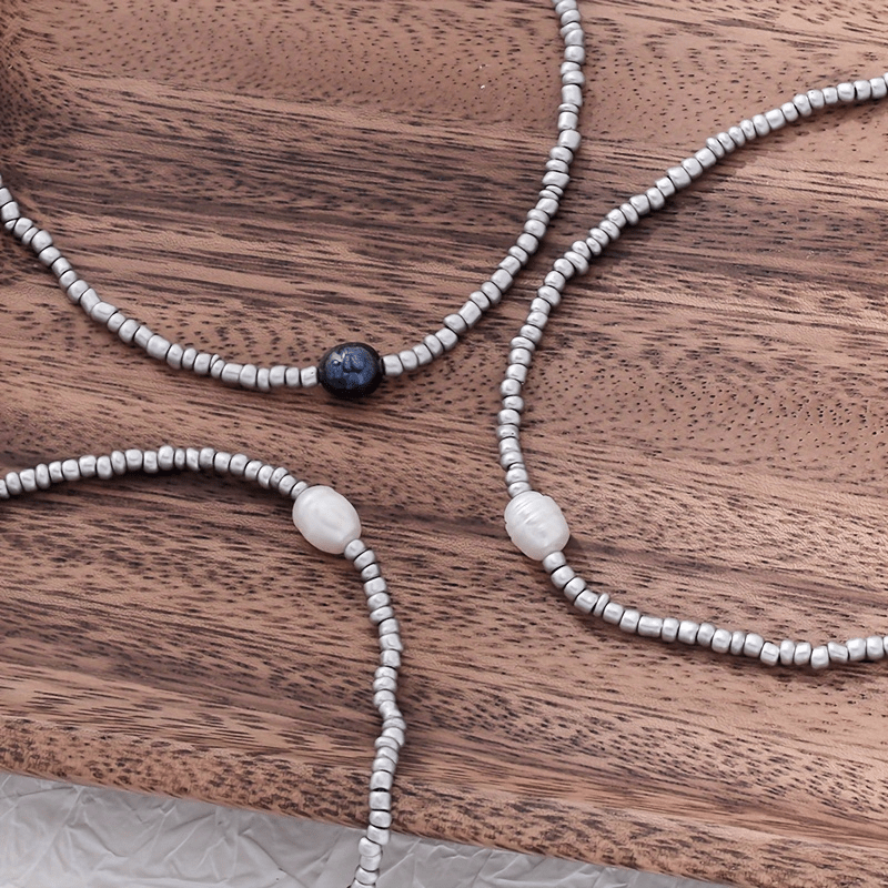 3-Piece Vintage Necklace with Pearls