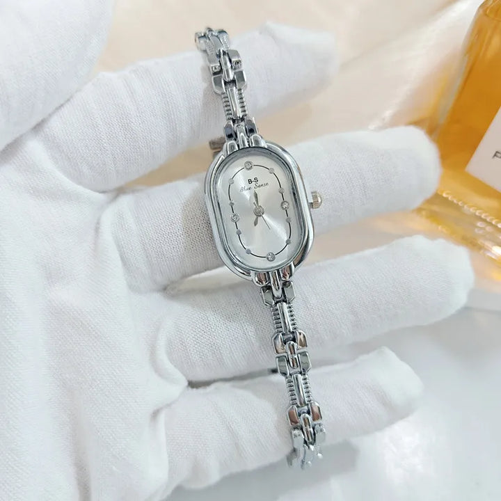 Corinna Wristwatch | Bracelet | Gold