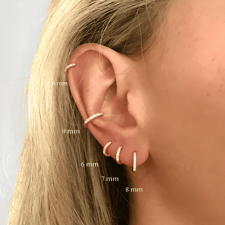REFINED THIN HOOP EARRINGS