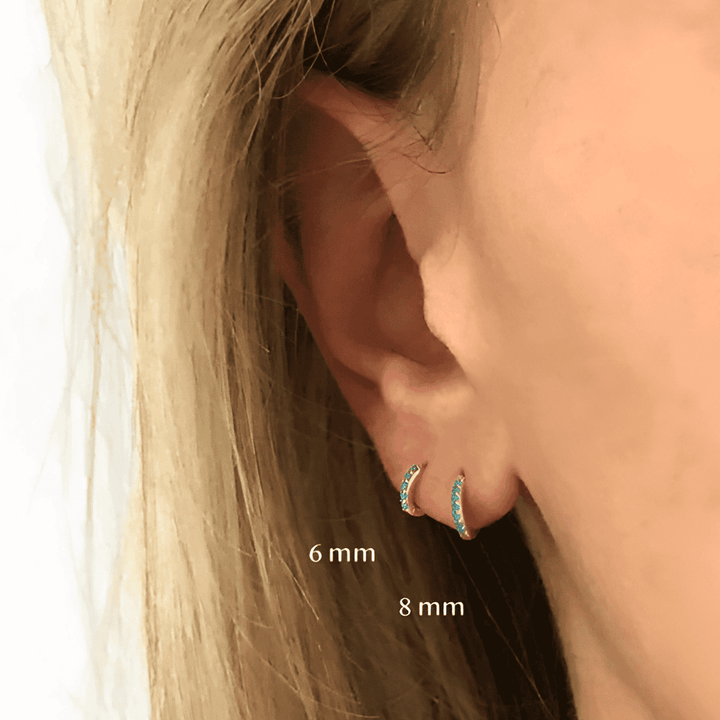 REFINED THIN HOOP EARRINGS