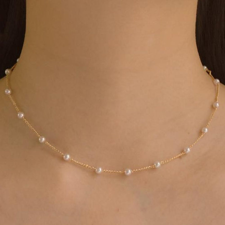 DAINTY PEARL NECKLACE