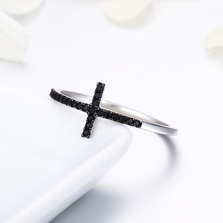 SILVER CROSS SPARKLE RING