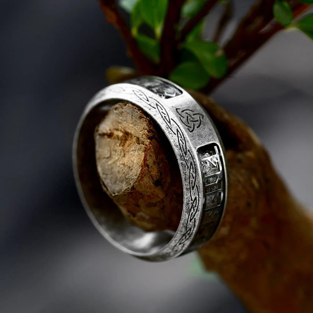 Celtic Triquetra Knot Ring
