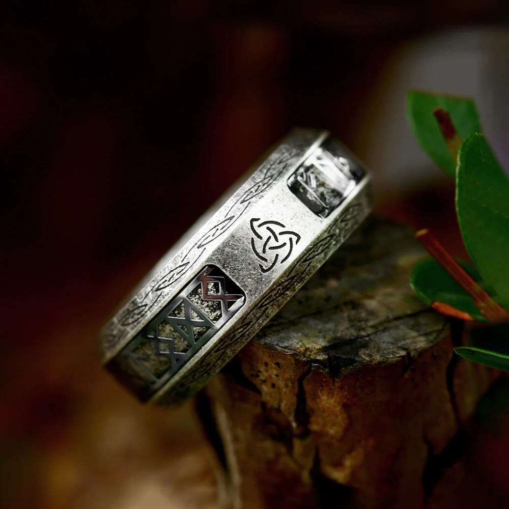 Celtic Triquetra Knot Ring