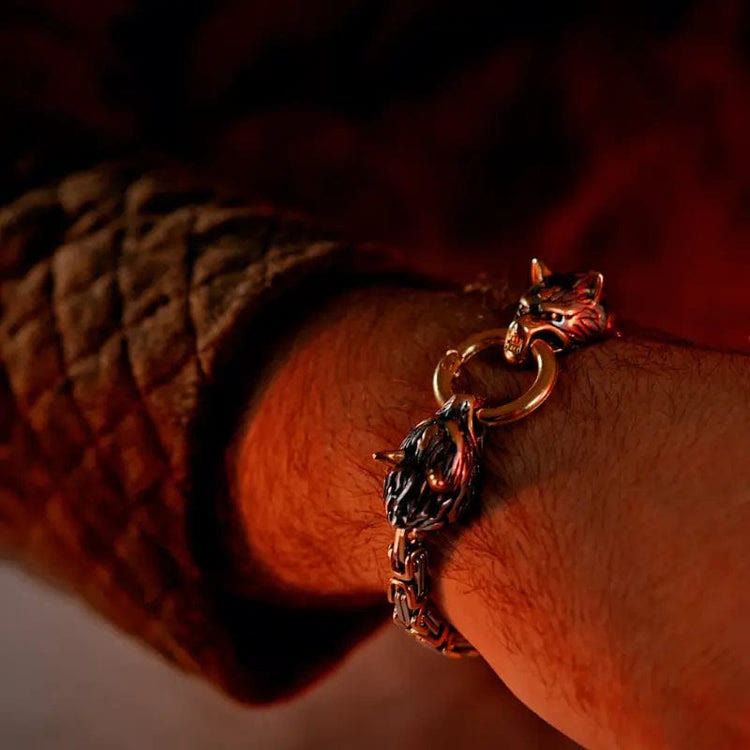WorldNorse Nordic Geri And Freki Wolves Bracelet