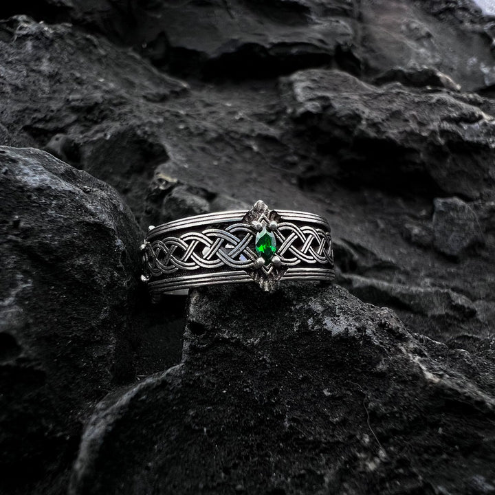 Handcrafted 925 Silver Green Gemstone Celtic Ring