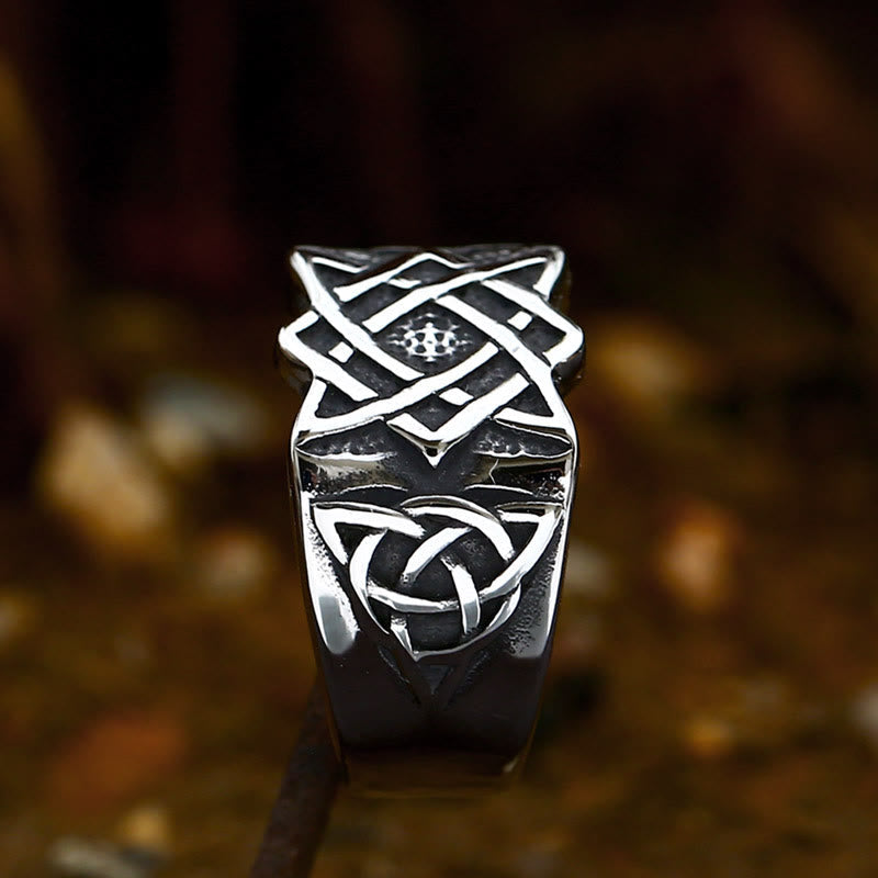 Men Triquetra Biker Ring