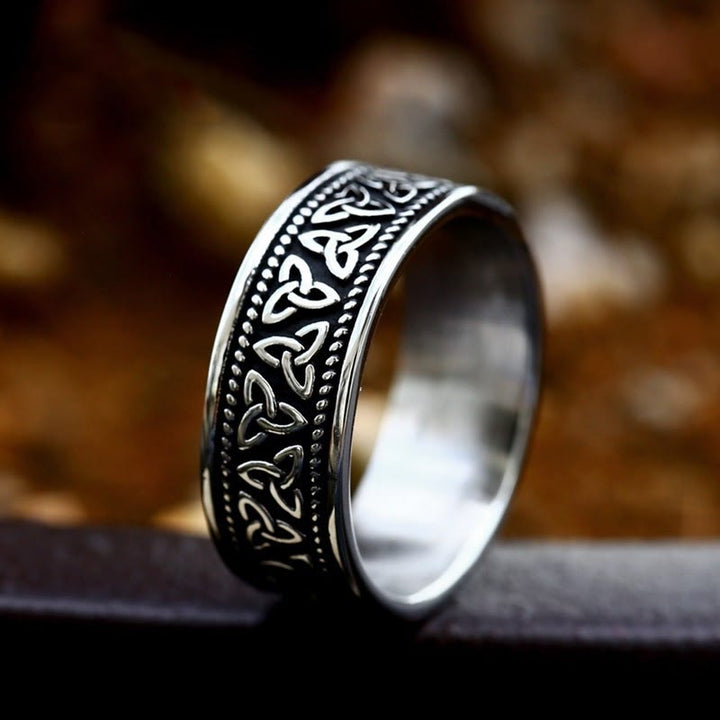 Nordic Triquetra Celtic Ring