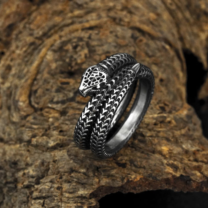 Snake King Titanium Steel Coil Ring