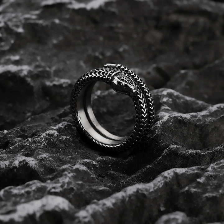 Snake King Titanium Steel Coil Ring