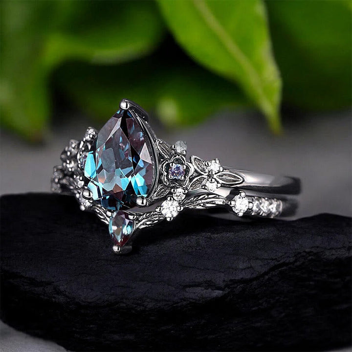 WorldNorse Nordic Floral Alexandrite Ring Set