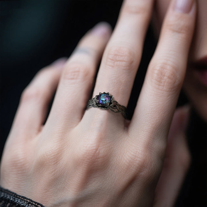 WorldNorse Aurora Flower Knot Ring