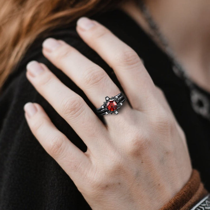 Bloom of Idunn Ring