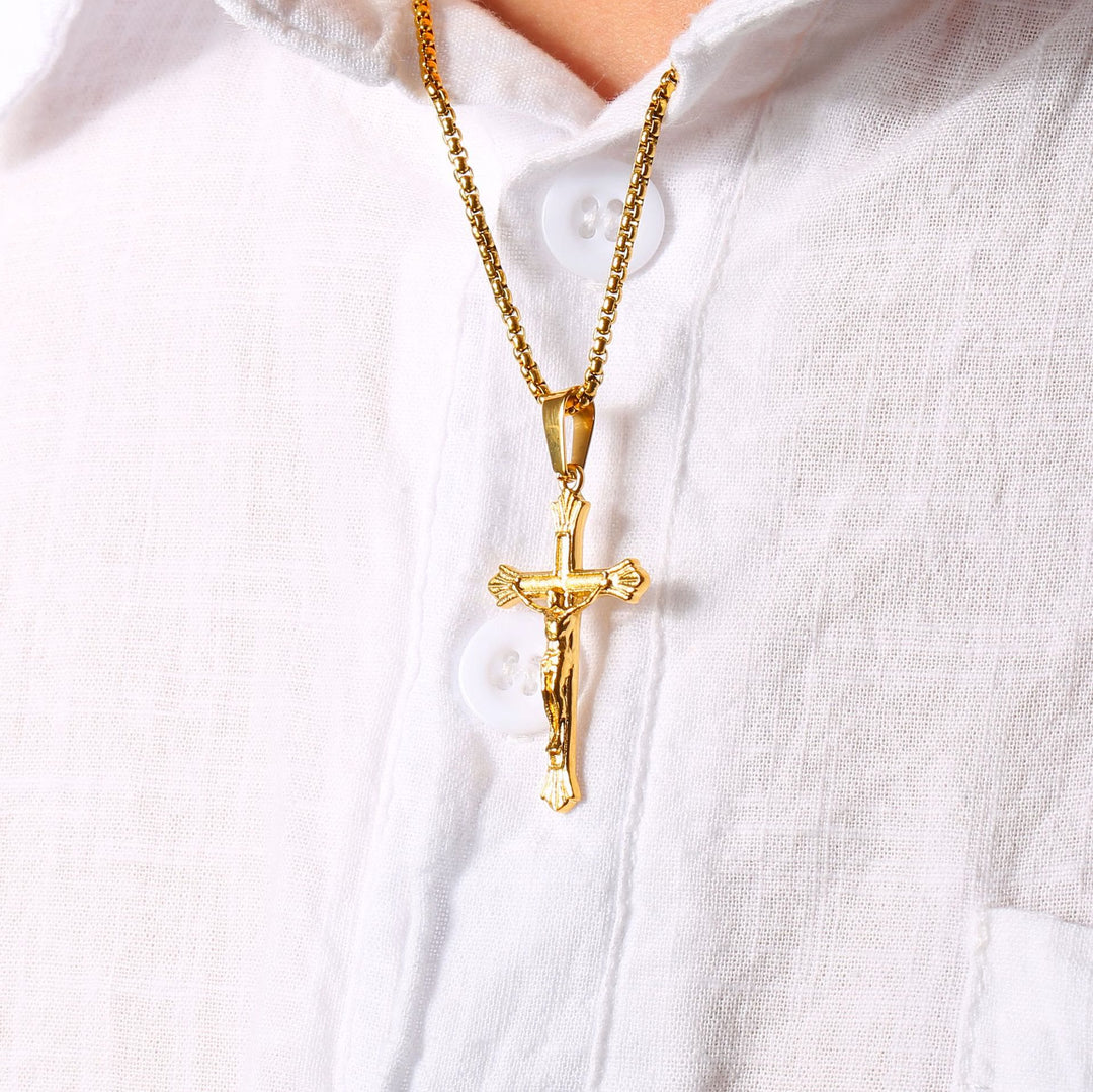 Christianartworkshop Tri - Color Jesus Crucifix Necklace: A Fusion of Faith and Stylish Hues