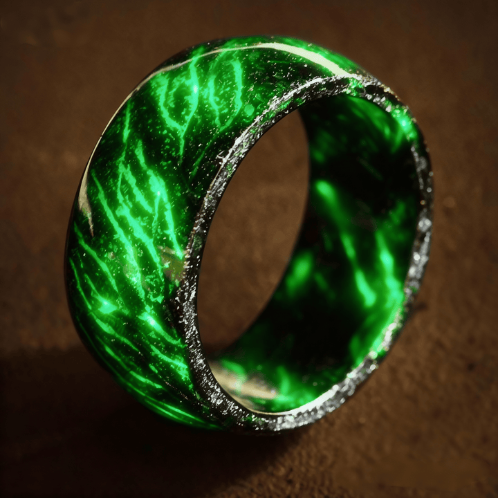 Night Crack Energy Glow Ring