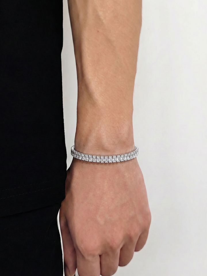 Noir Baguette Bracelet