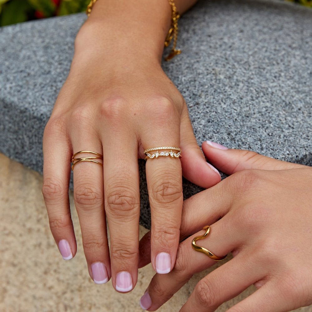 Mia 18K Gold Crystal Ring