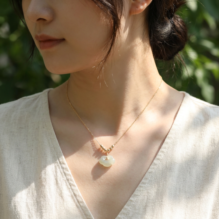 JADE GOLD NECKLACE