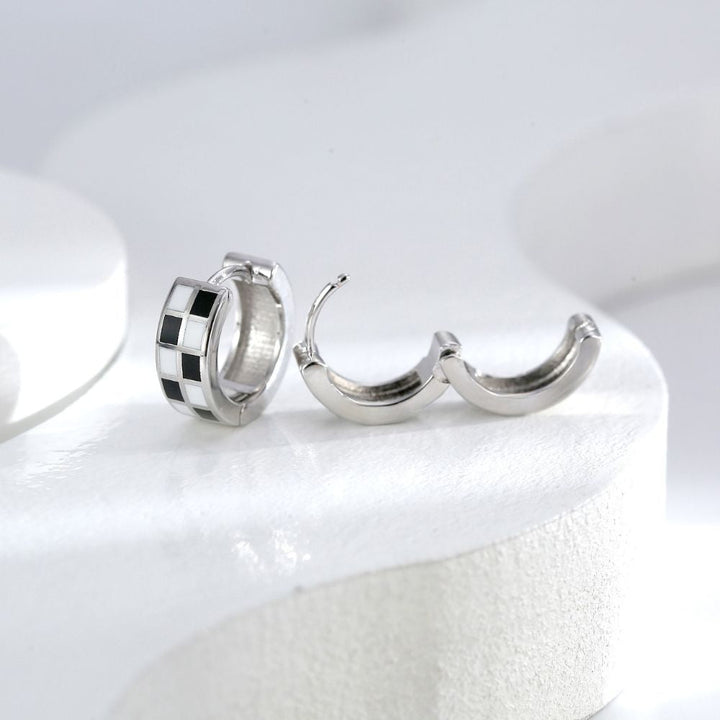 CHECKERED HOOPS (PAIR)