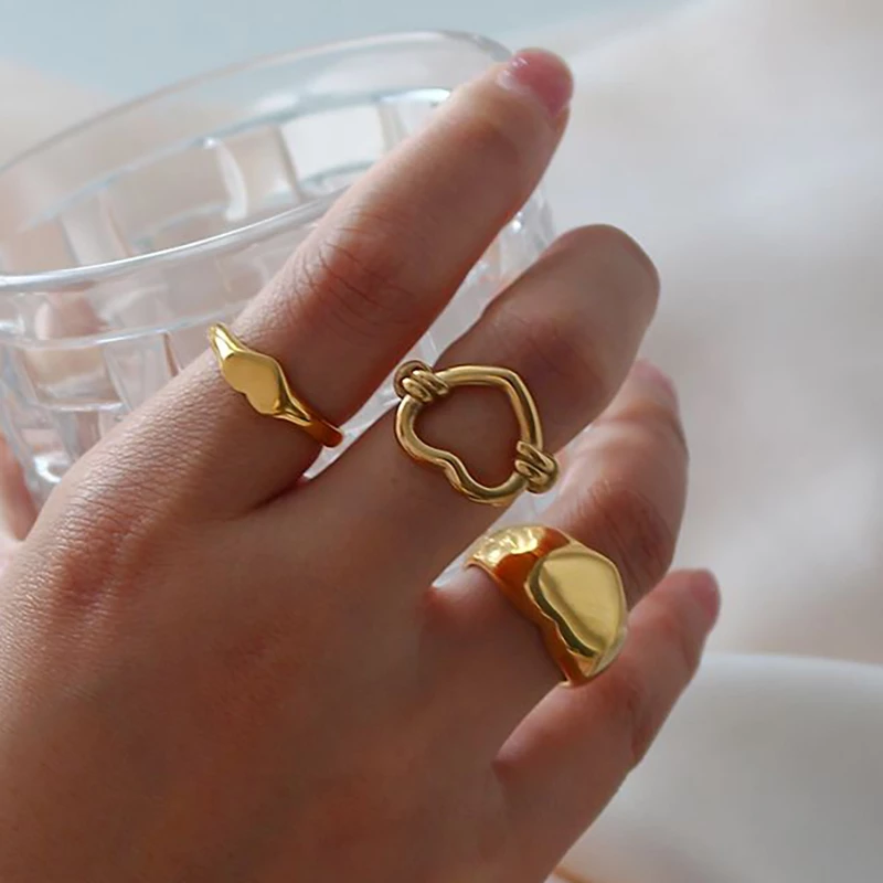 Chic Gold-Plated Minimalist Ring