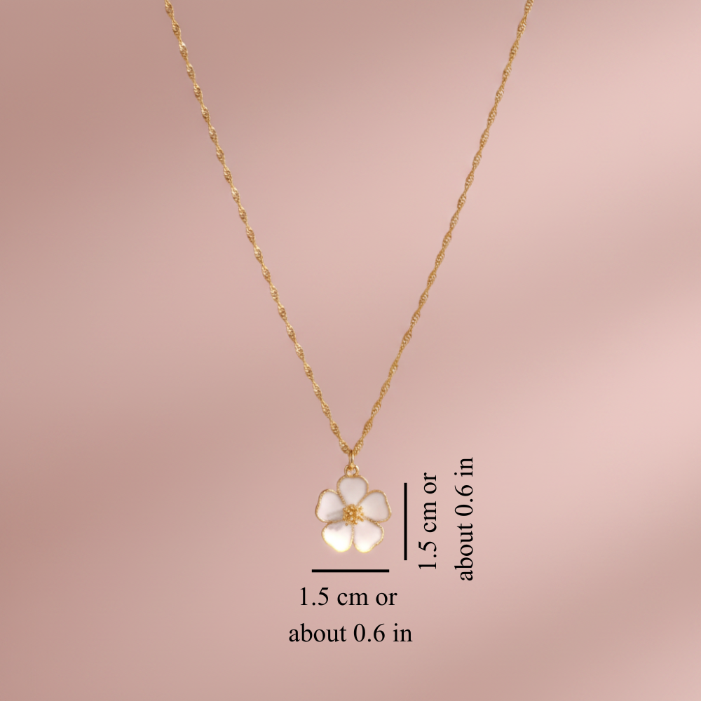 GOLD SAKURA FLOWER NECKLACE