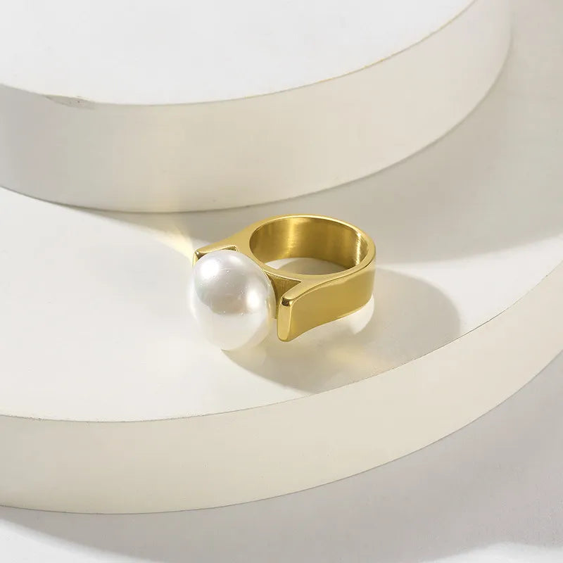 Vintage Pearl Ring