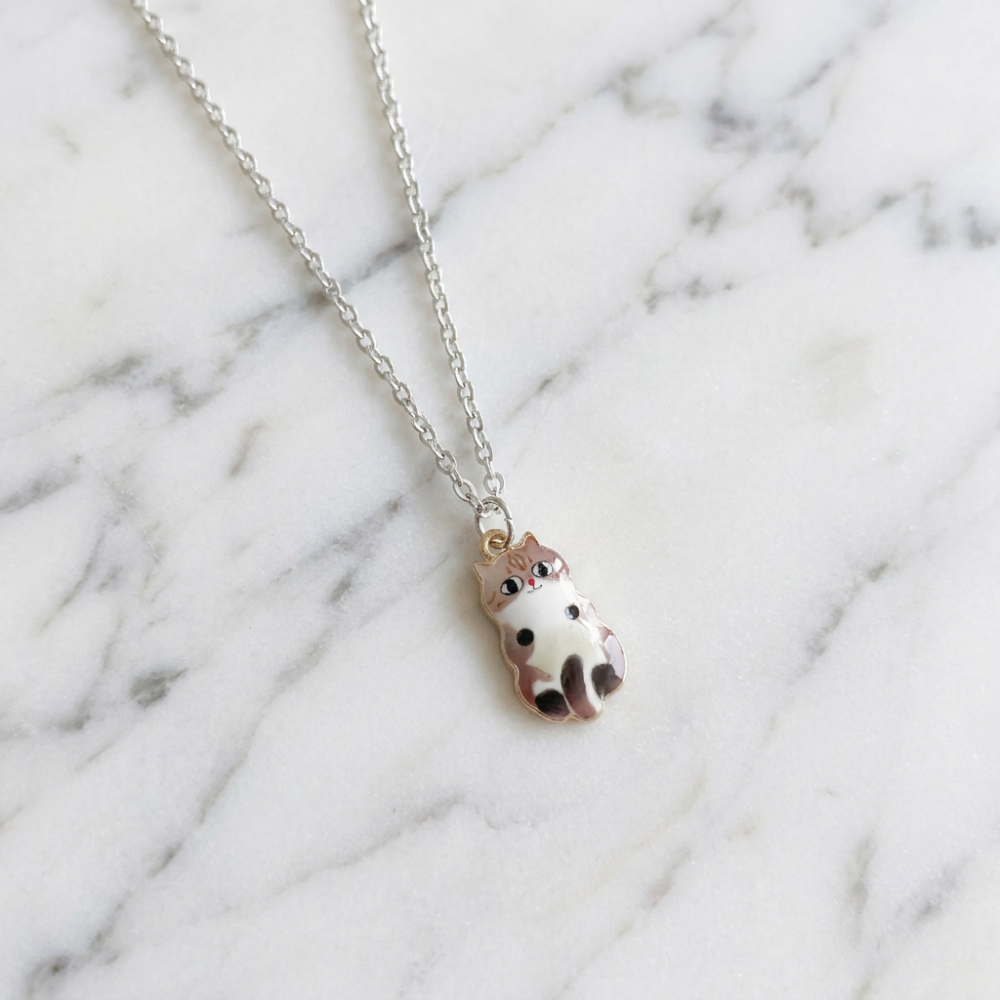TINY CAT NECKLACE