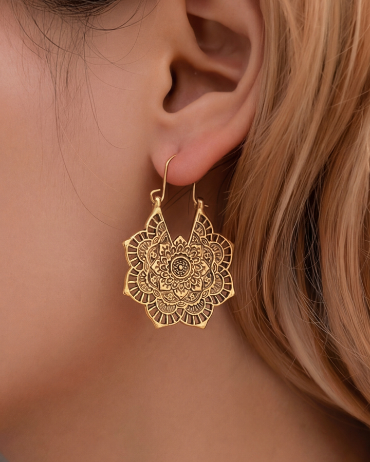 Nayomi Earrings