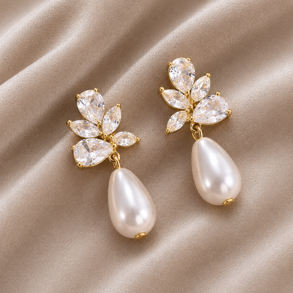 Hallie | Pearl Sparkle Earrings