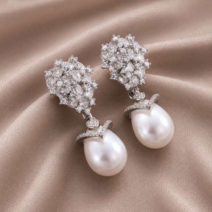 Samantha | Pearl Crown Drops Earring