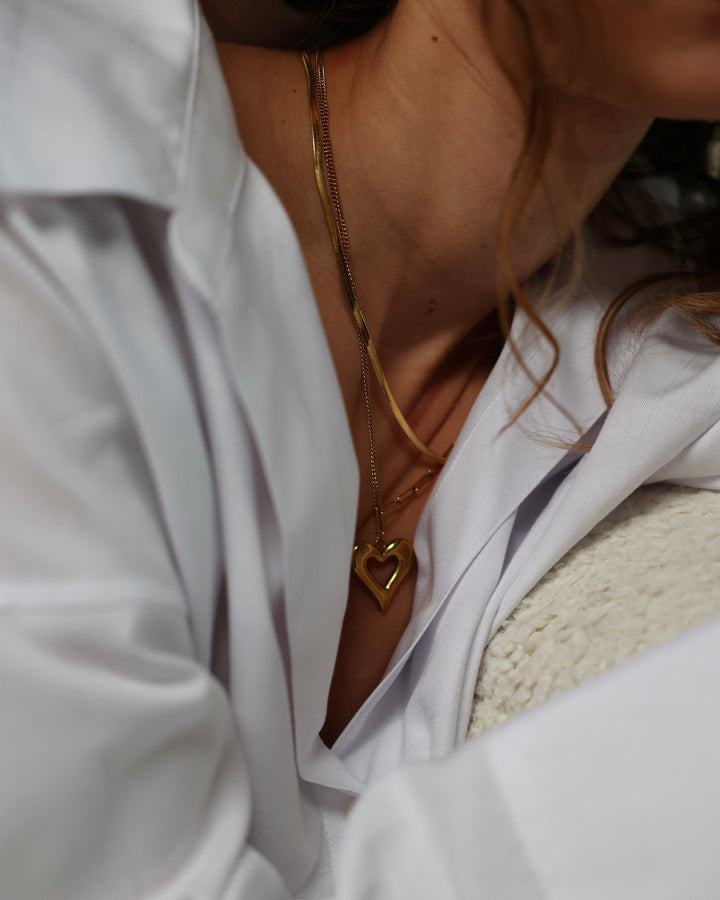 Chained Heart - Necklace - Stainless Steel