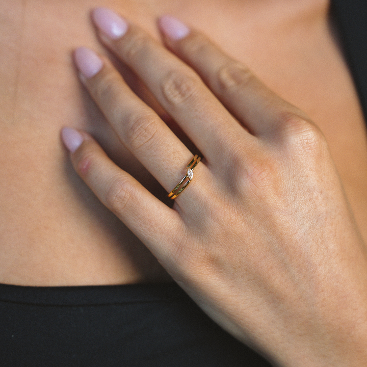 Hazel | Vintage Floral Statement Ring