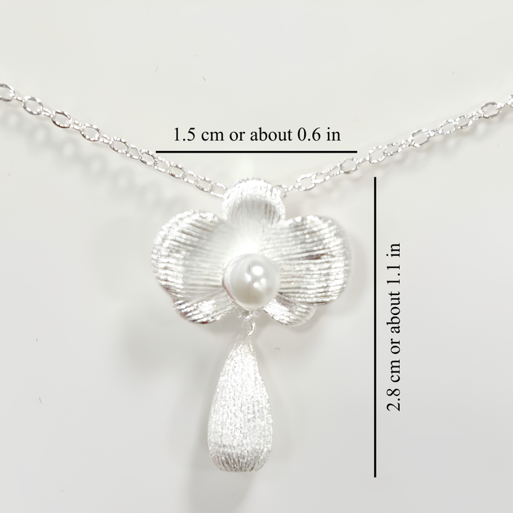 ORCHID PEARL NECKLACE