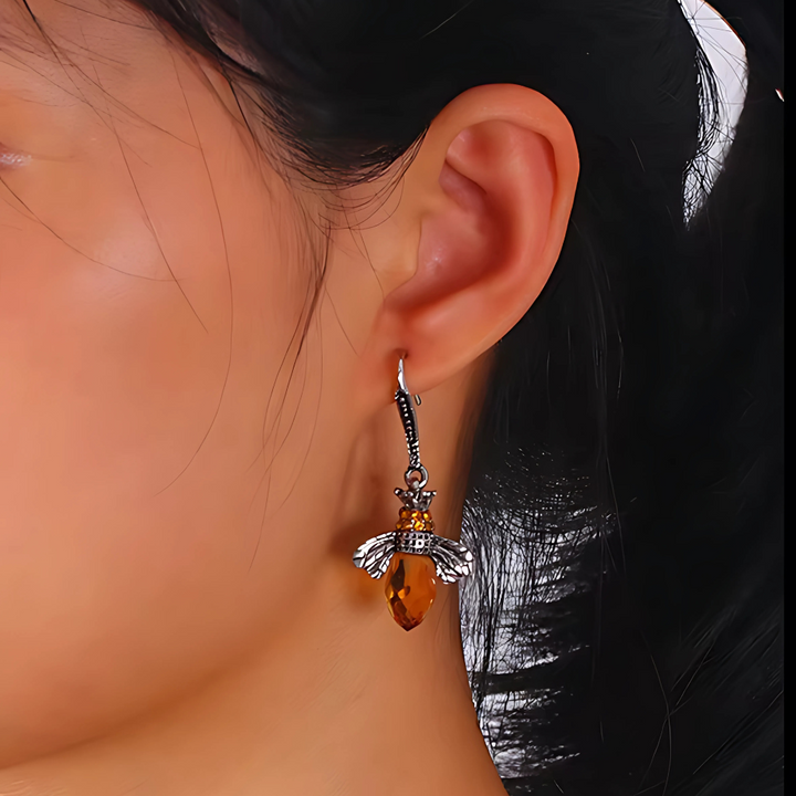 GOLDEN BEE HARMONY EARRINGS (PAIR)
