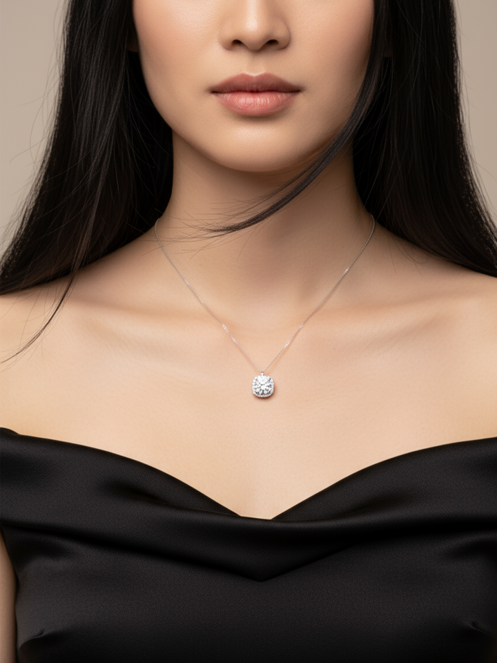 Claire Halo Necklace