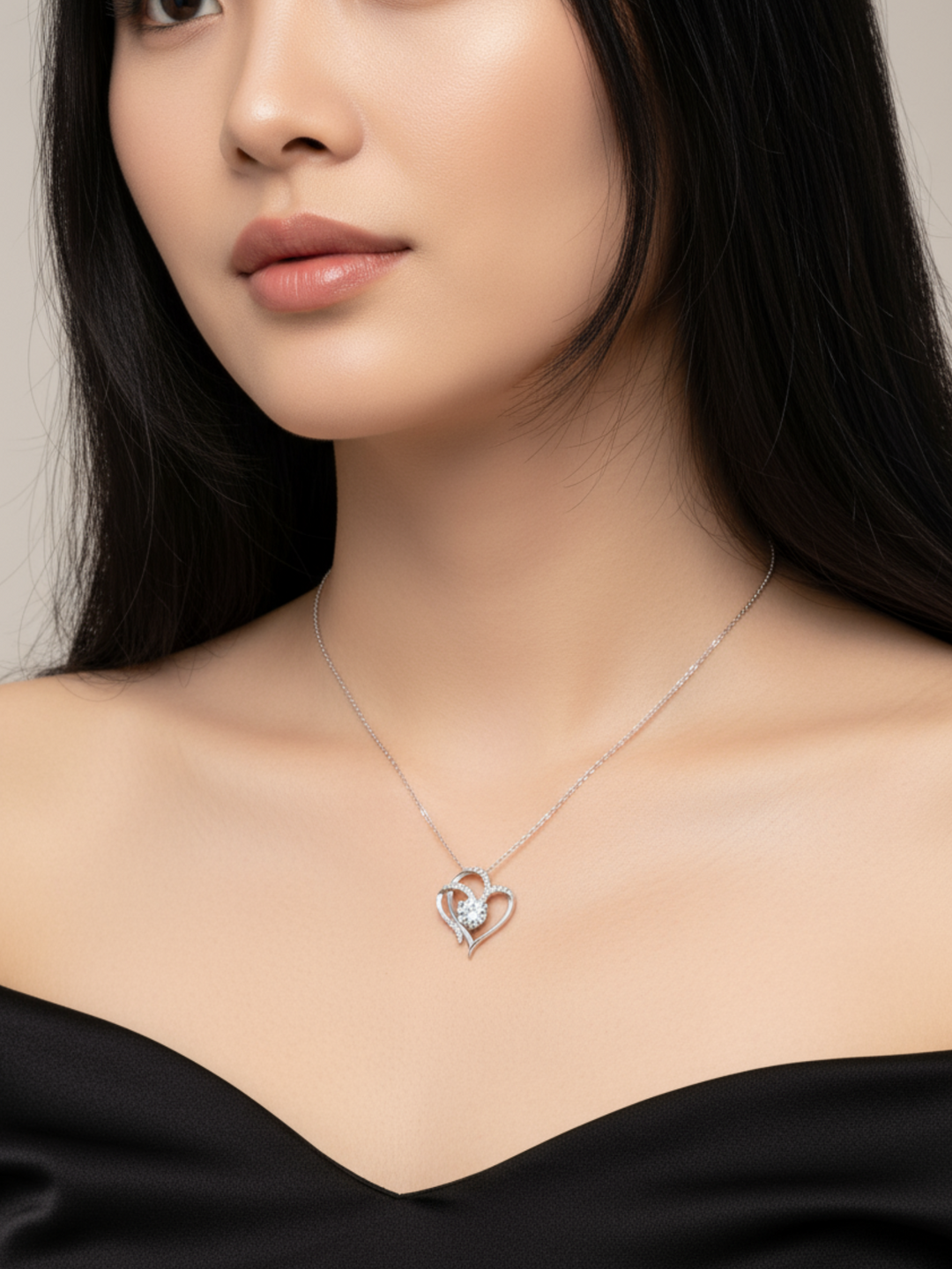 Lara Heart Necklace