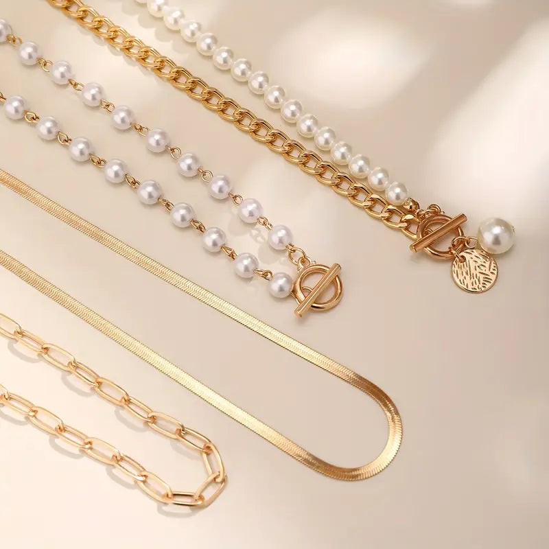 Vintage necklace with pearls and gold snake chain – set