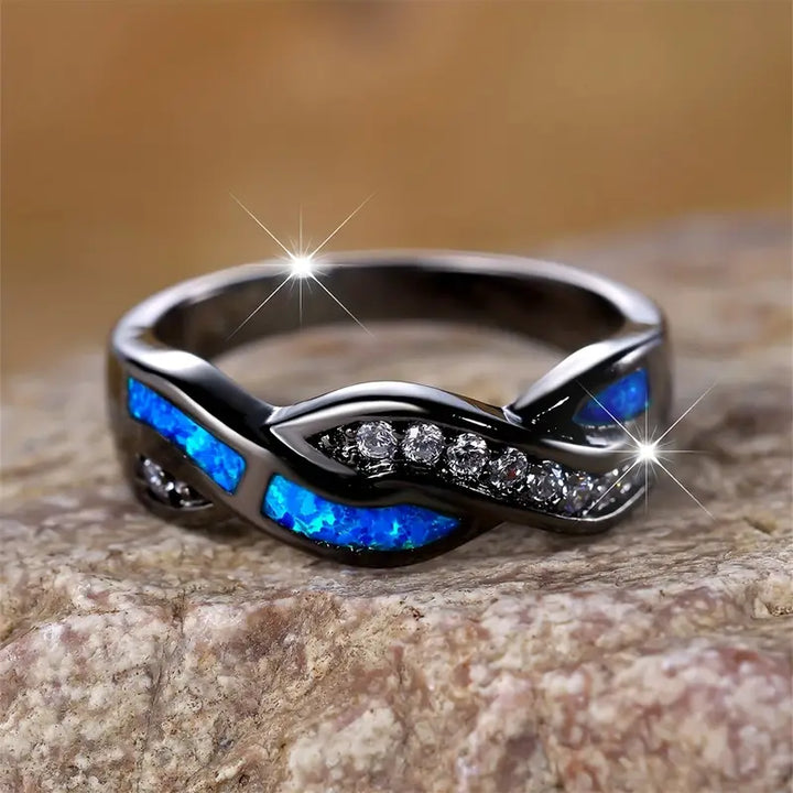 Thessia Lunebray Ring | White Gold