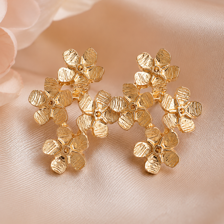 FORGET-ME-NOT FLORAL STUDS (PAIR)