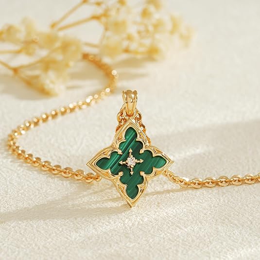 Almut | Necklace | Gold