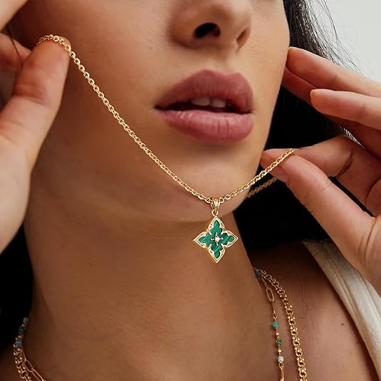 Almut | Necklace | Gold