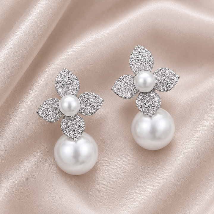 Juliette | Pearl Flower Earrings