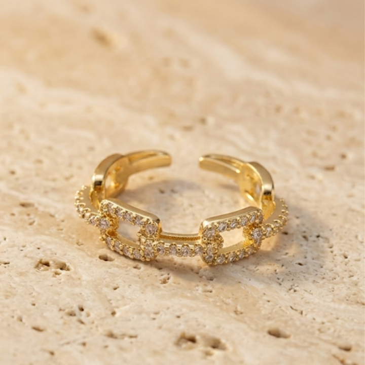 Gia Ring (Adjustable)
