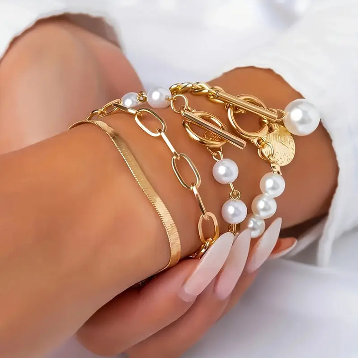 Stylish 4-piece gold bracelet set