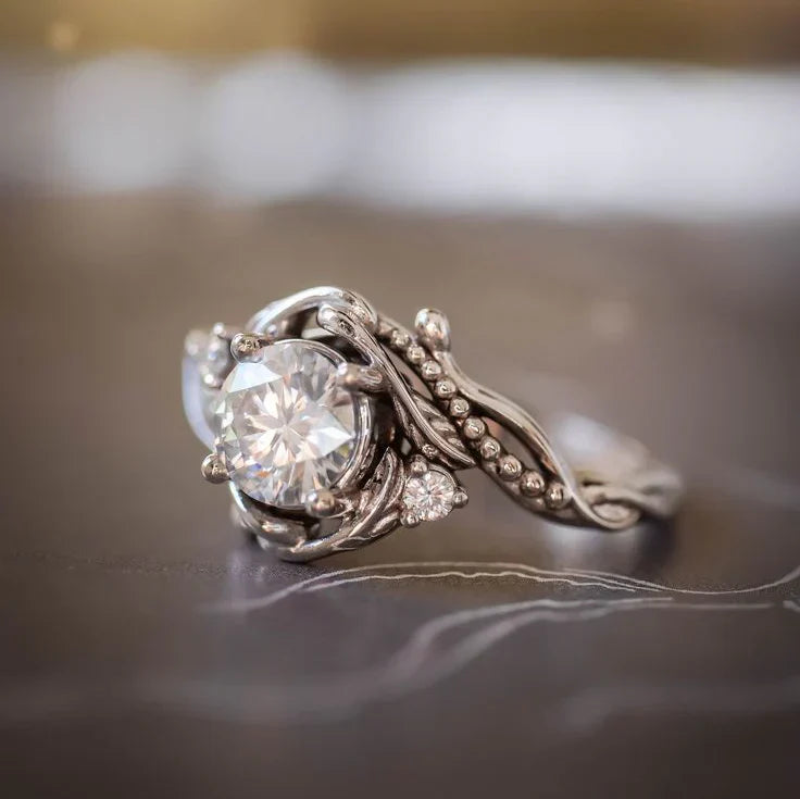 Chic Silver Branch Zirconia Ring