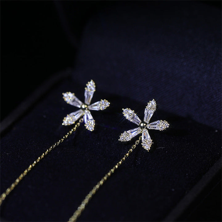 Shiny Diamond Flower Earrings