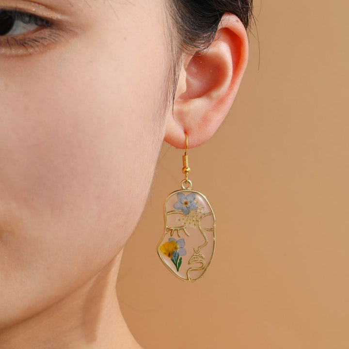 ABSTRACT FLOWER FACE EARRINGS (PAIR) (BLACKLIST)