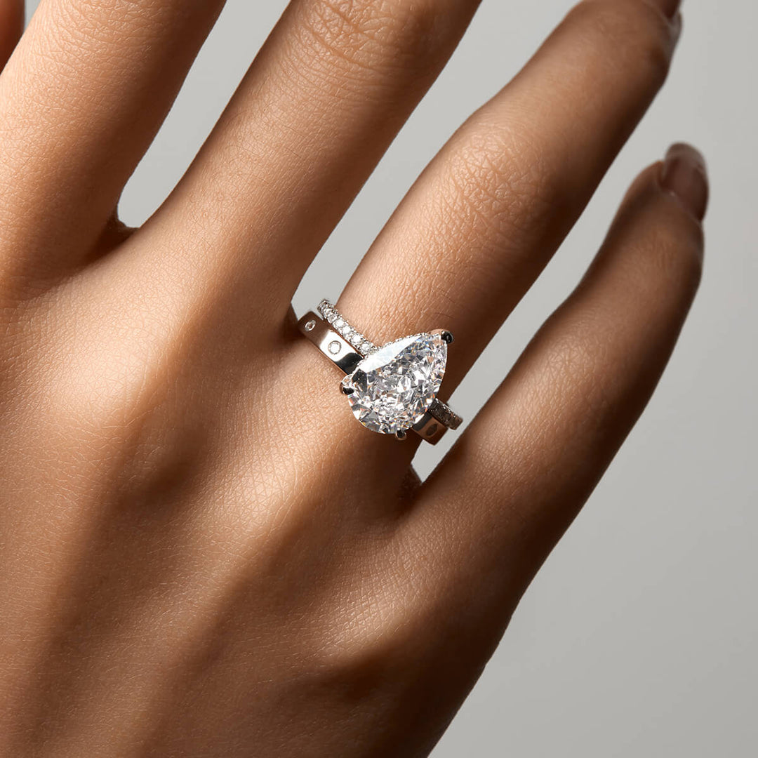 Luna Ring